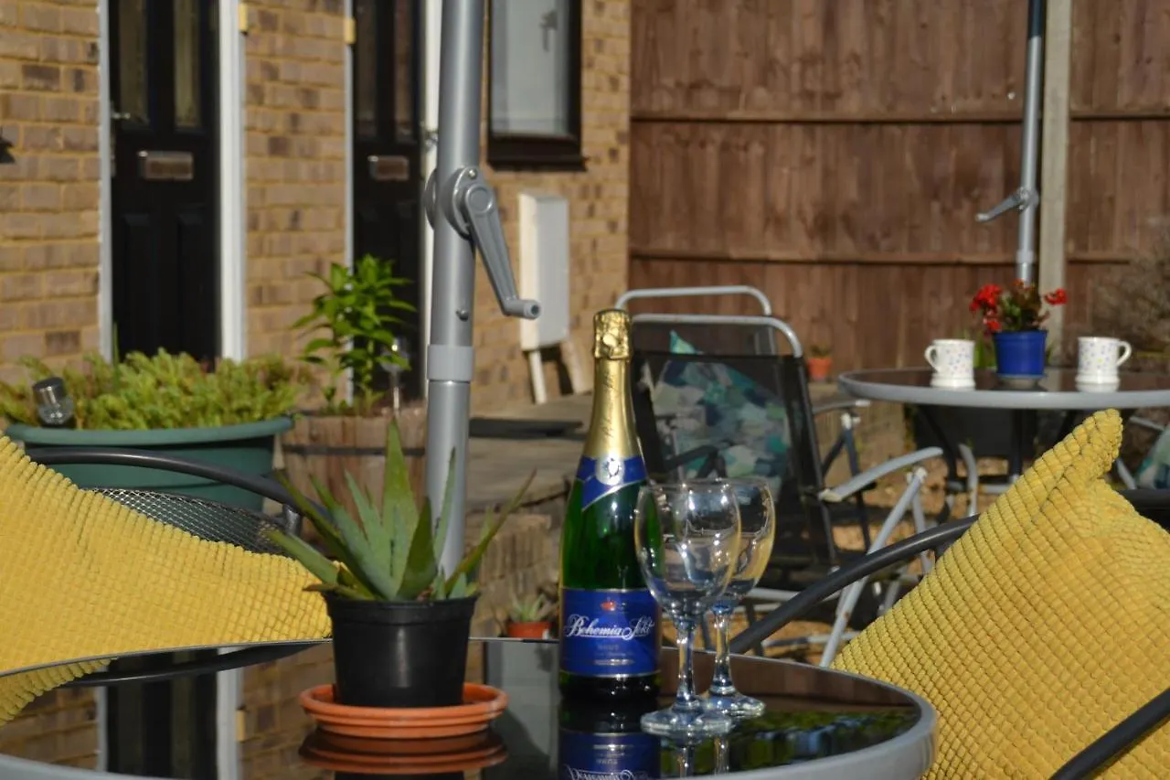 Epicsa - Family & Corporate Stay Mews Apartments With Free Parking Cambridge