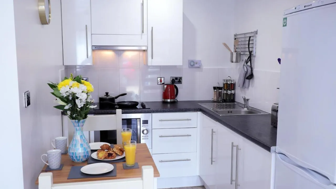Epicsa - Family & Corporate Stay Mews Apartments With Free Parking Cambridge