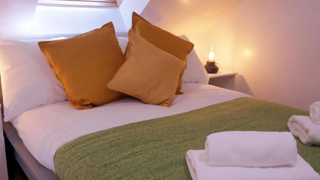 Epicsa - Family & Corporate Stay Mews Apartments With Free Parking Cambridge  0*, Cambridge (Cambridgeshire)