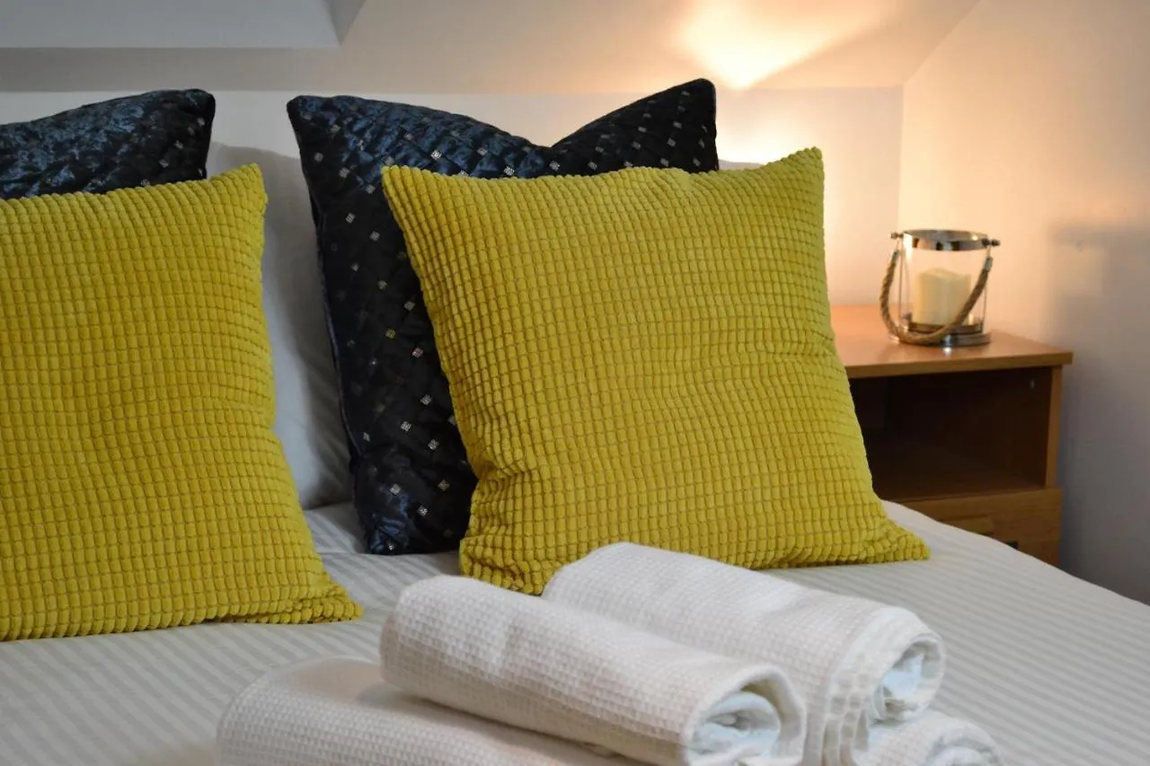 Epicsa - Family & Corporate Stay Mews Apartments With Free Parking Cambridge